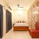 Fabhotel Home Tree Service Apartment Kolathur - Nr Thirumangalam Metro Station