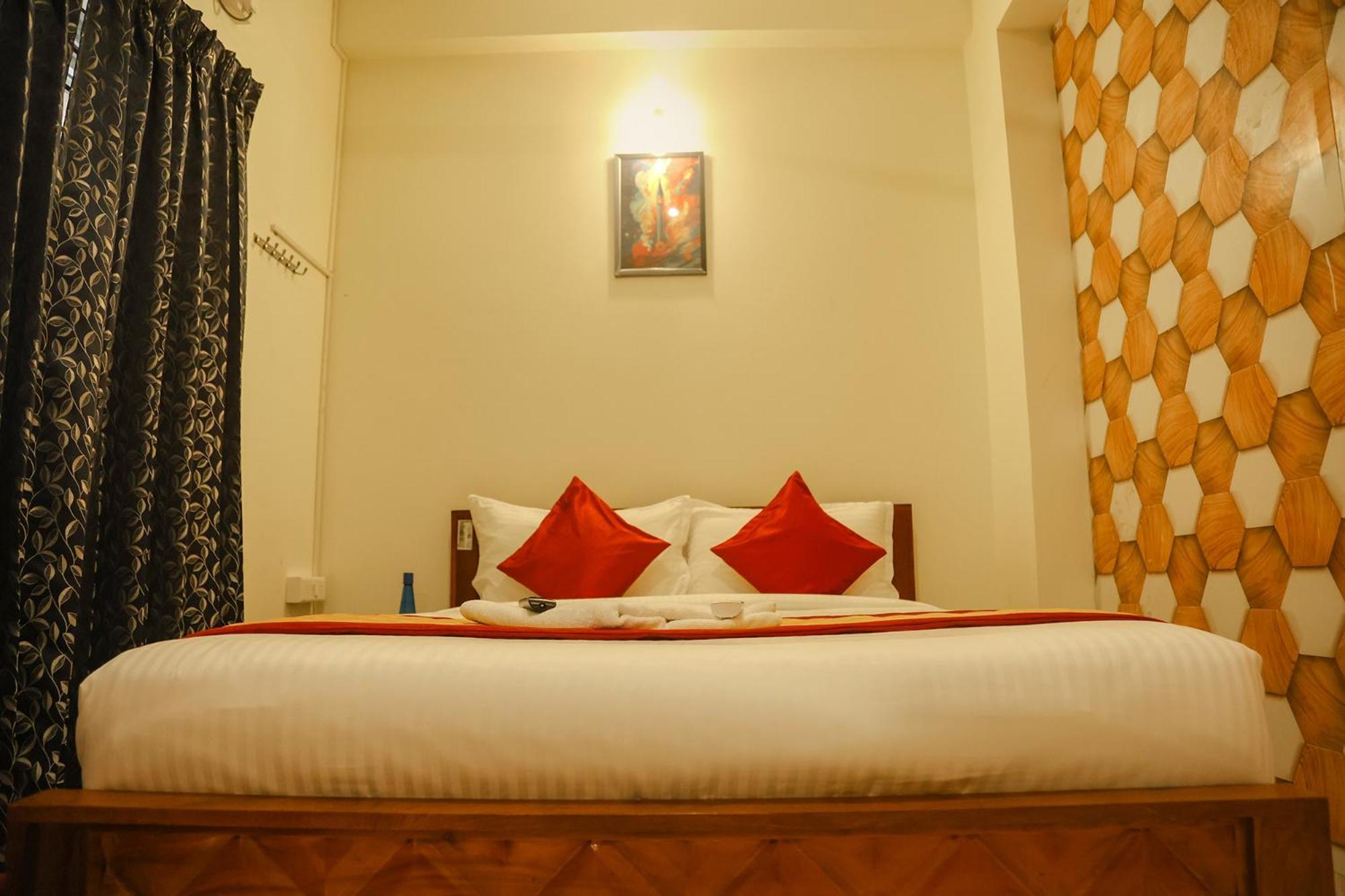 Fabhotel Tree Service Kolathur - Nr Thirumangalam Metro Station Hotel Chennai