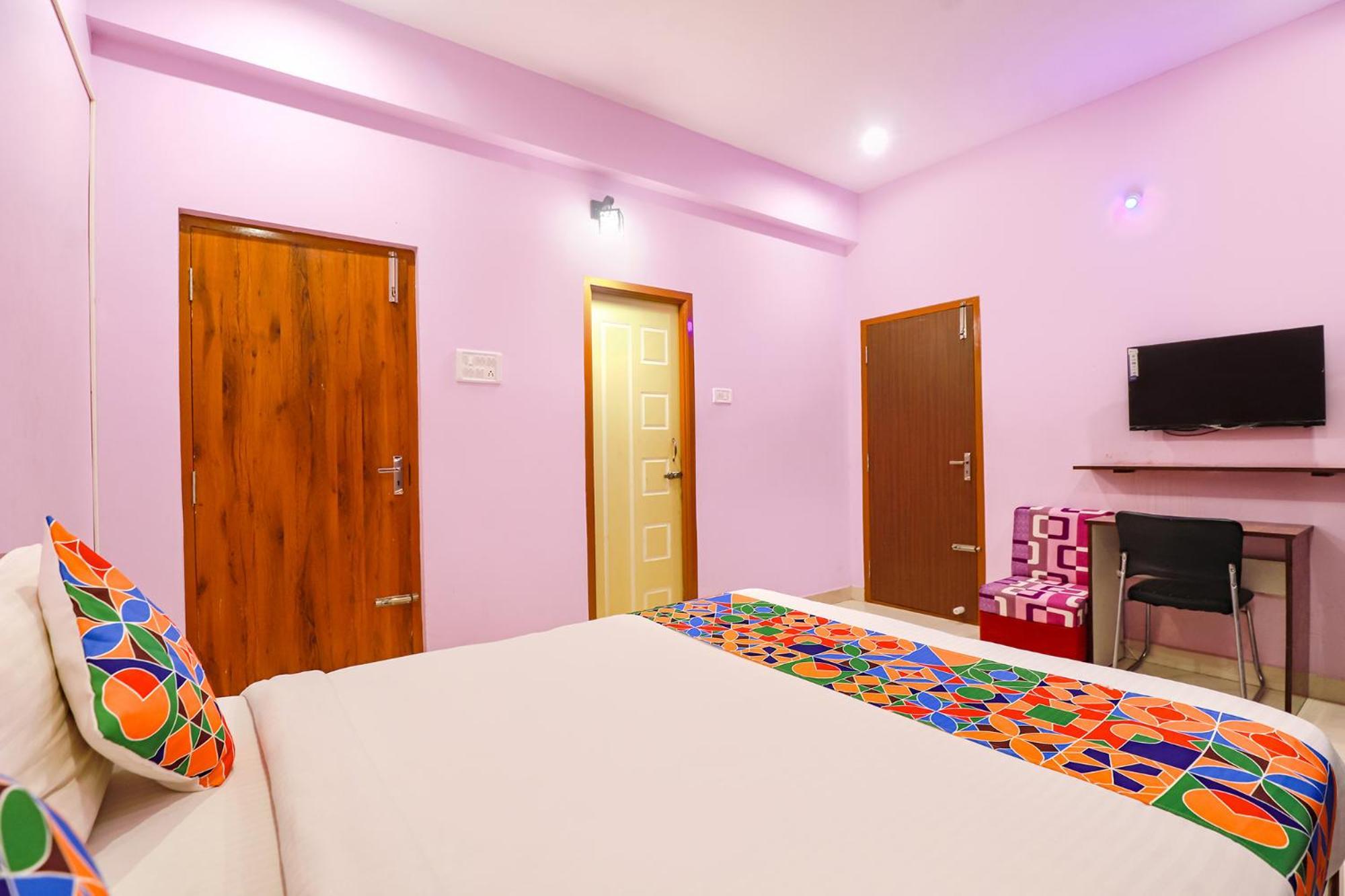 Fabhotel Tree Service Kolathur - Nr Thirumangalam Metro Station 3* Chennai